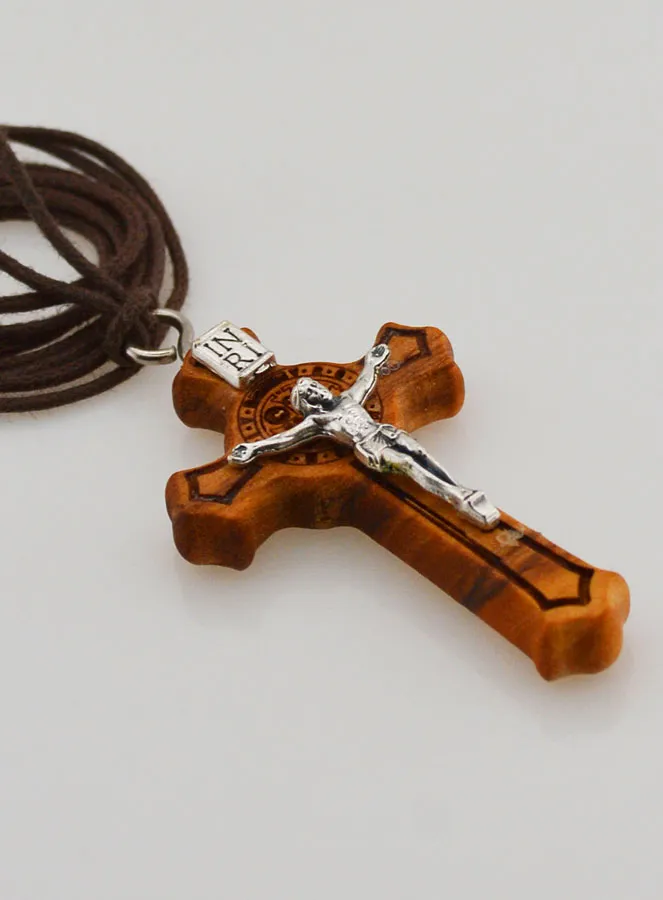 Anhänger Benediktus Kreuz aus Oliven-Holz mit Band (pic 3)