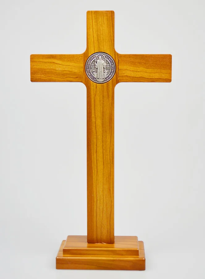 Stehkreuz Heiliger Benedikt Holz - 27cm (pic 4)