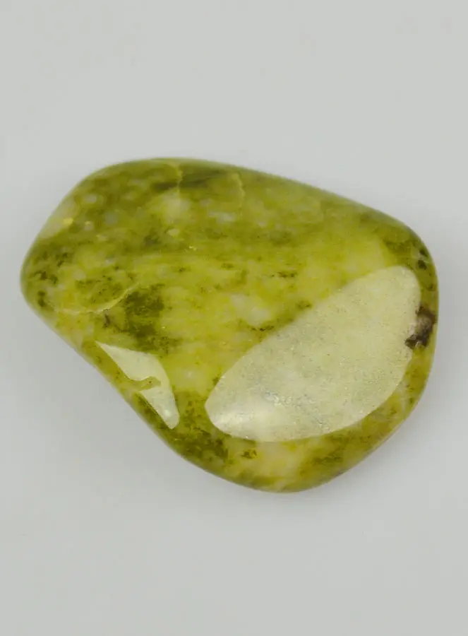 Epidot Trommelstein aus Brasilien (pic 4)