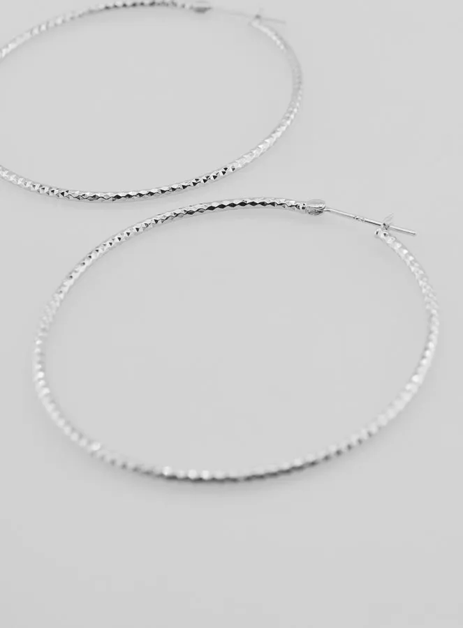 Gehämmerte Creolen Ohrringe aus Rhodiniertem 925er Silber - 50mm (pic 3)