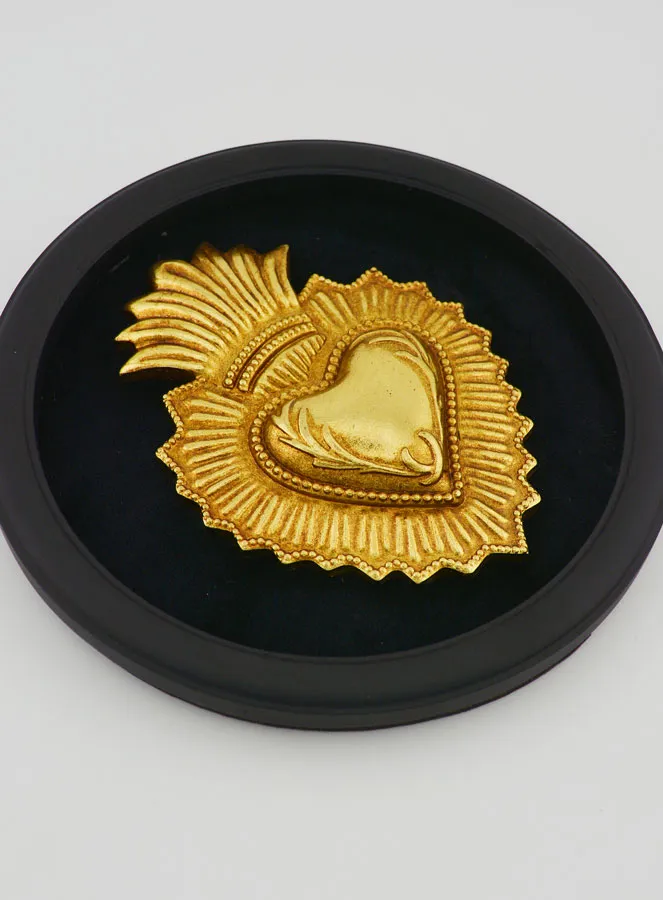 Ex Voto Wanddekoration Gold Herz auf Schwarzem Samt – 19cm (pic 3)