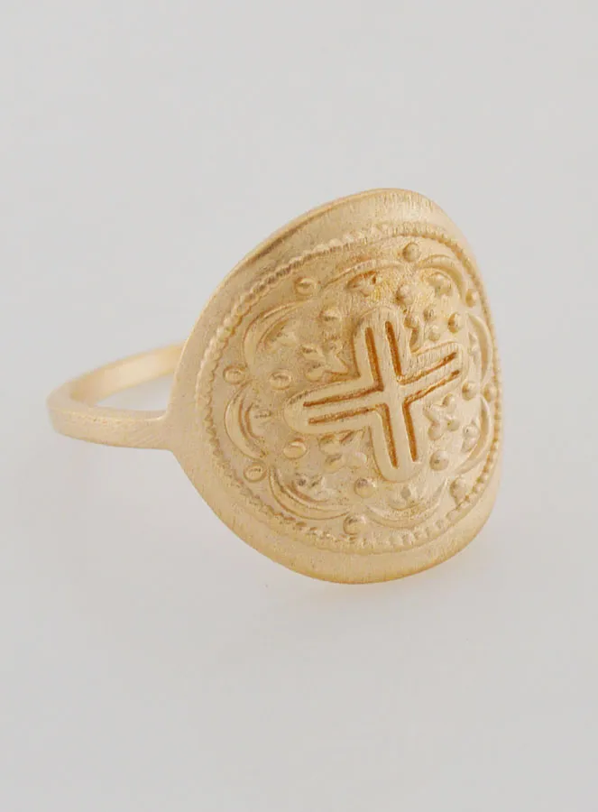 Ring mit Geschnitztem Kreuz Christi – Vergoldet – Größe 60 (pic 3)