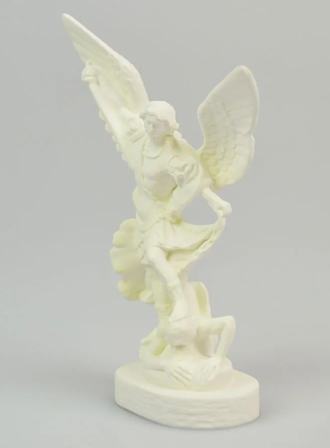 Figur des Heiligen Michael aus Phosphoreszierendem Harz – 12cm (pic 2)