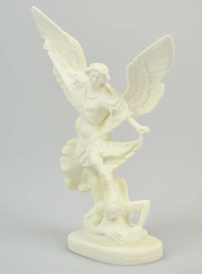Statue des Heiligen Michael aus Phosphoreszierendem Harz – 15cm (pic 2)
