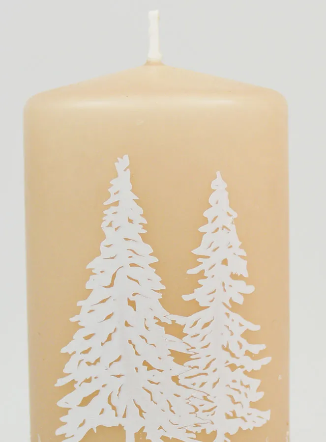 Weihnachtskerze Tannenbäume mit Schnee – Cappuccino (pic 3)