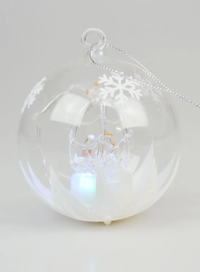 Leuchtende Weihnachtskugel aus Glas 10cm – Krippe (pic 4)