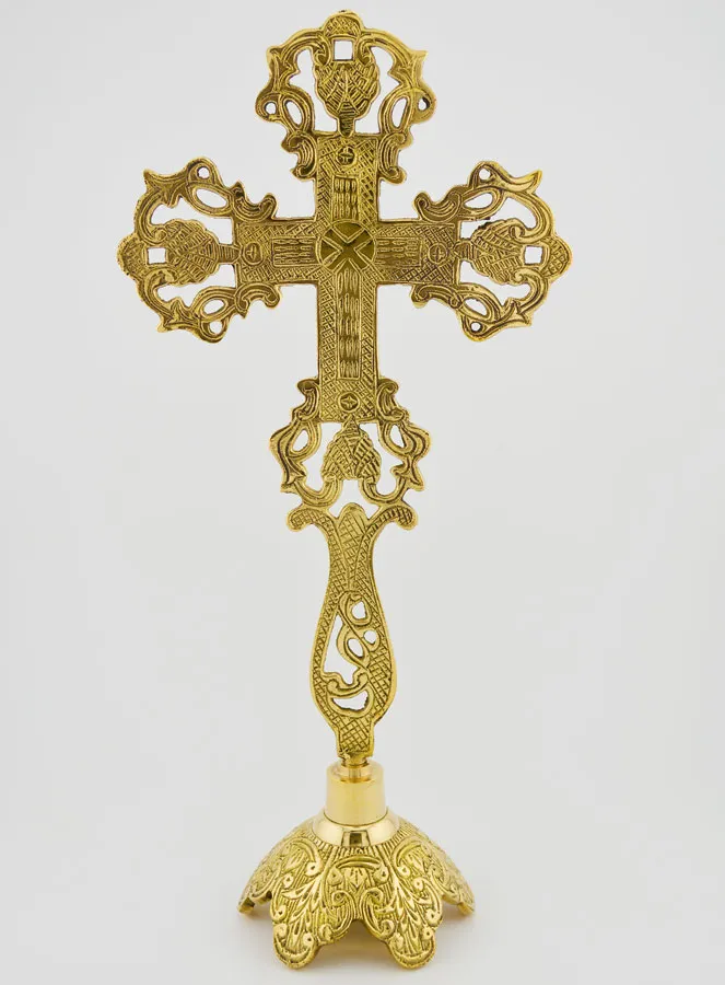 Zierkreuz Kruzifix auf Sockel - 28cm (pic 1)