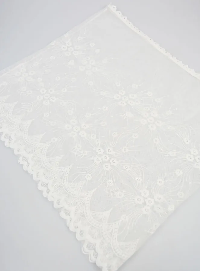 Bestickter Mantilla Schleier - Weiß (pic 3)