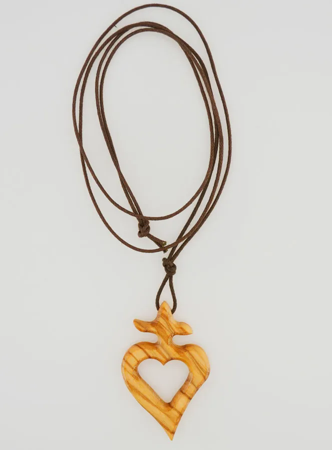 Ex-Voto Kreuz Anhänger aus Olivenholz mit Kordel (pic 1)