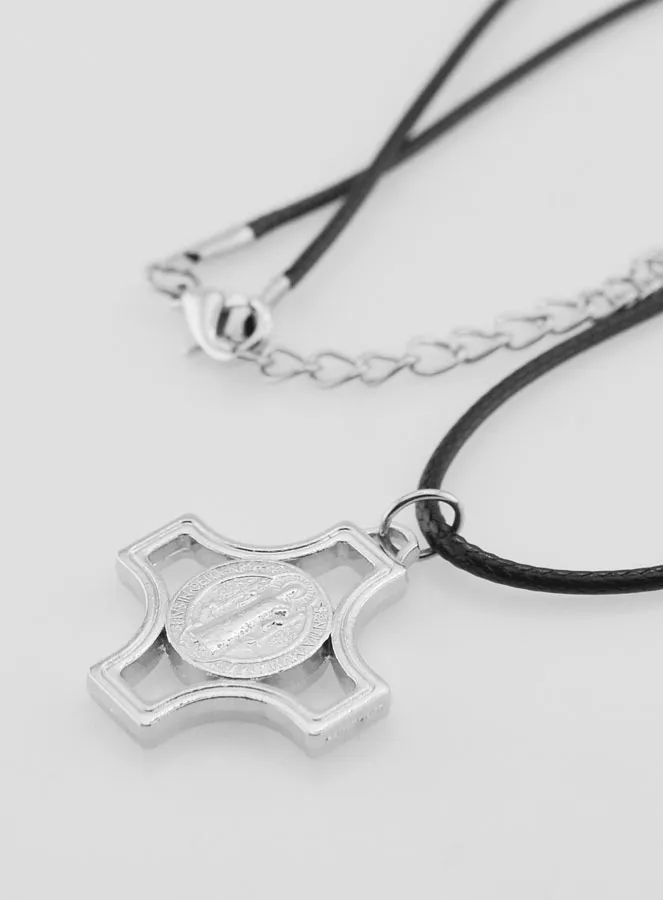 Anhänger des Heiligen Benedikt mit Kordel (pic 1)