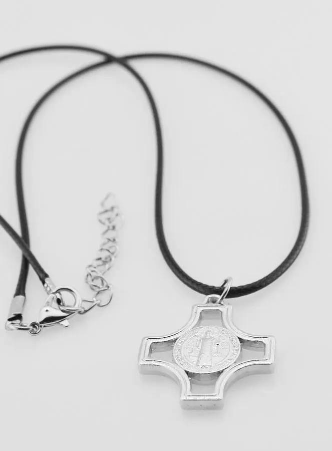 Anhänger des Heiligen Benedikt mit Kordel (pic 3)