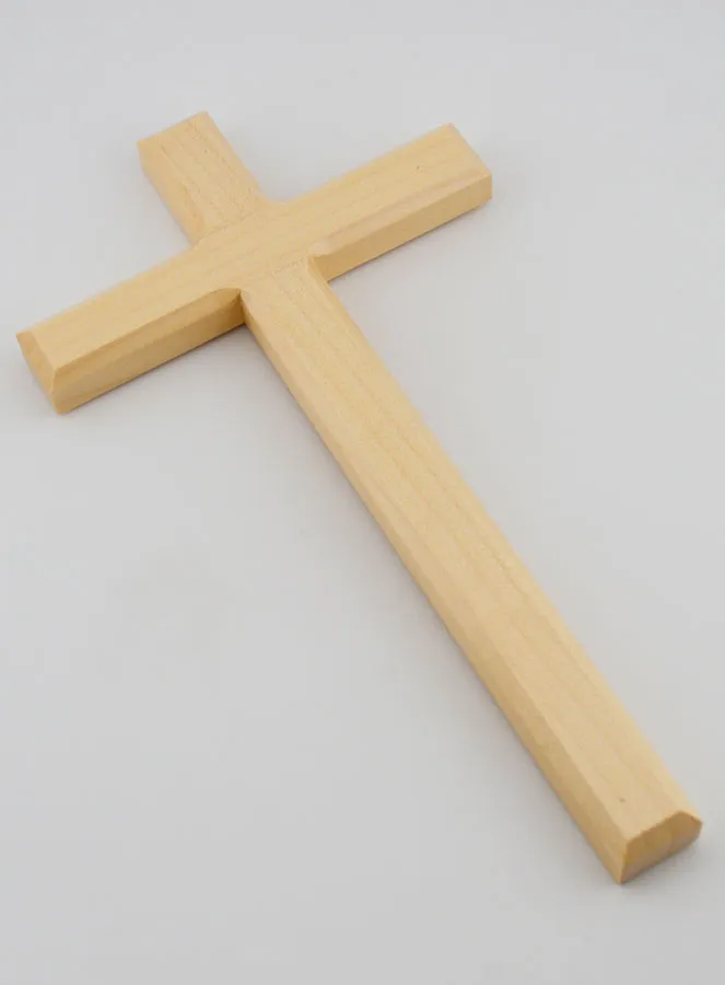 Kruzifix aus Naturbelassener Linde – 22cm (pic 3)