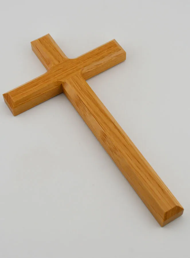 Kruzifix aus Naturbelassener Eiche – 18cm (pic 3)