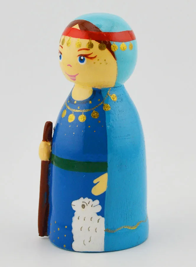 Holzfigur – Sara (pic 2)
