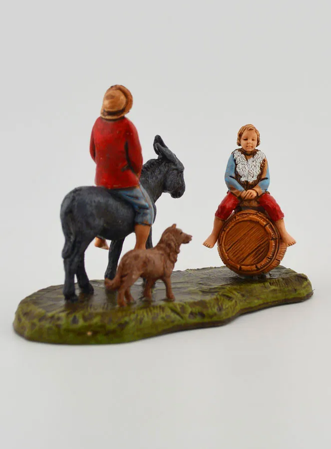 Krippenfigur Mann mit Esel und Kind – 6cm (pic 3)