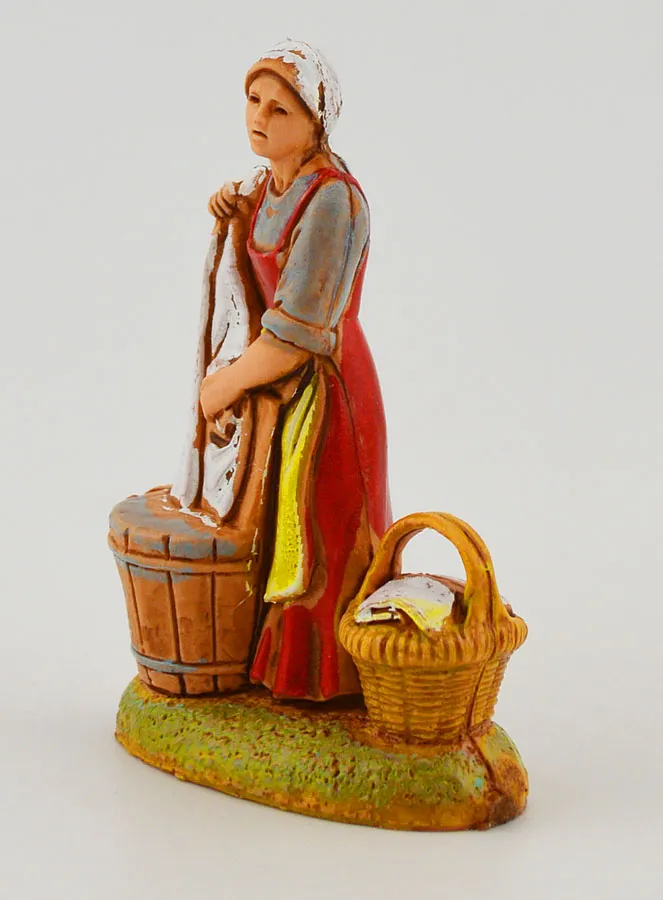 Krippenfigur Waschfrau – 6cm (pic 2)