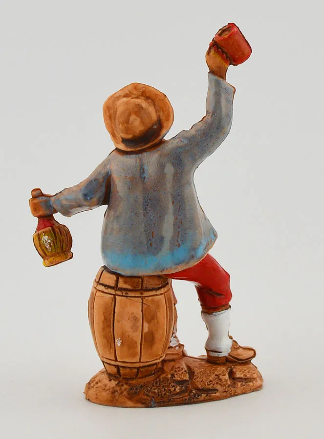 Krippenfigur Weintrinker auf seinem Fass – 6cm (pic 4)