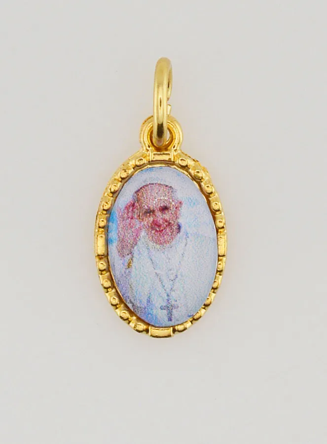 Anhänger mit Gedrehtem Rand 15mm – Papst Franziskus (pic 1)