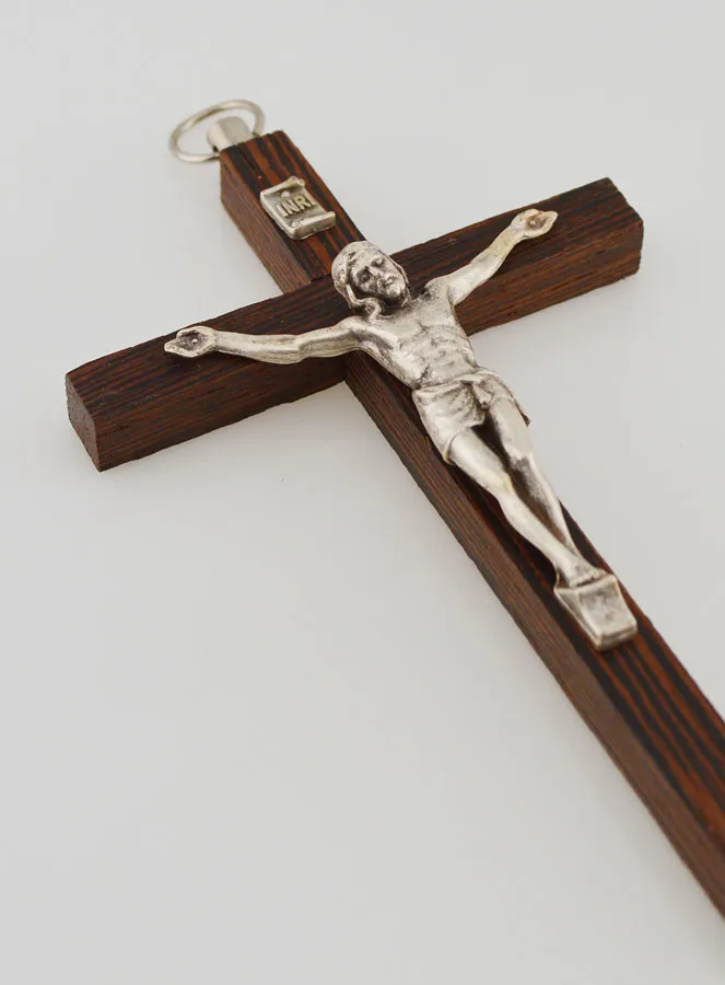 Kreuz Christi Holz und Metall silberfarben (pic 3)