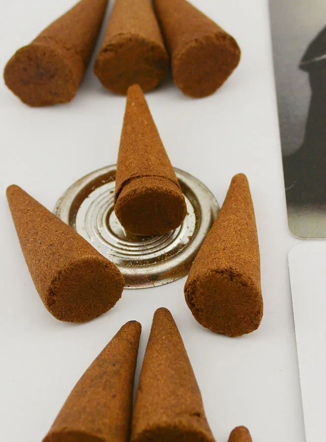 Räucherkegel Hl RIta (pic 2)