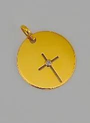 Taufmedaillon Anhänger Kreuz Jesu Filigrane aus Gold und 1 Diamant