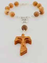 Zehner-Rosenkranz Armband aus Oliven-Holz mit Tau-Kreuz