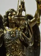 Figur Erzengel Michael aus Bronze - Engel der Gerechtigkeit 28cm