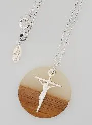 Religöse Halskette Silber - Anhänger Holz Harz mit Kreuz Jesu