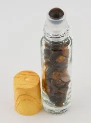 Roll-On Tigerauge für Lithotherapie und Aromatherapie