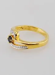 Vergoldeter Ring mit Saphir und Zirkonia – Größe 54