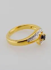Vergoldeter Ring mit Saphir und Zirkonia – Größe 54