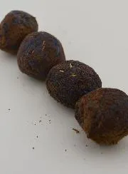 Weihrauch Räucherbomben – Benzoe und Myrrhe