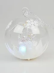 Leuchtende Weihnachtskugel aus Glas 10cm – Krippe