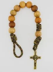 Zehner Rosenkranz Armband große Perlen und Kreuz des Heiligen Benedikt