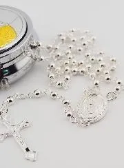 Geschenk zur Firmung Rosenkranzdose und Rosenkranz