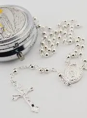 Set Rosenkranzdose Lourdes und Rosenkranz