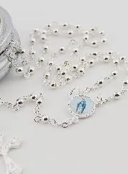 Set Rosenkranz und Dose Mutter Gottes von Guadalupe