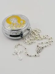 Rosenkranz und Dose Mutter Gottes von Tschenstochau