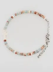 Armband mit Kreuz und Steinen in Pastell-Farben