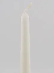 Durchgefärbte Spitzkerze 25cm - Weiß