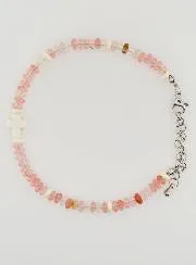 Armband mit Kreuz und Glassteinen