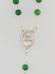 Rosenkranz aus Natursteinen – Jade