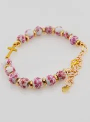 Armband mit Kreuz und Keramik Perlen – Rosa
