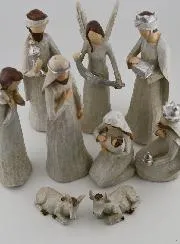 Komplette Weihnachtskrippe mit 11 Figuren