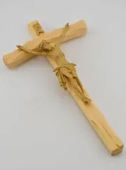 Kruzifix aus Naturbelassener Geschwungener Linde – 22cm