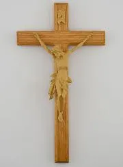 Kruzifix aus Naturbelassener Eiche mit Christusfigur – 22cm