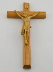 Kruzifix aus Naturbelassener Eiche mit Christusfigur – 22cm
