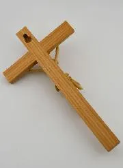 Kruzifix aus Naturbelassener Eiche mit Christusfigur – 22cm