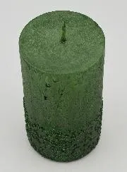 Weihnachtskerze mit Relief – Tannengrün