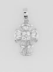 Silber Anhänger mit Gotischem Kreuz – 16mm